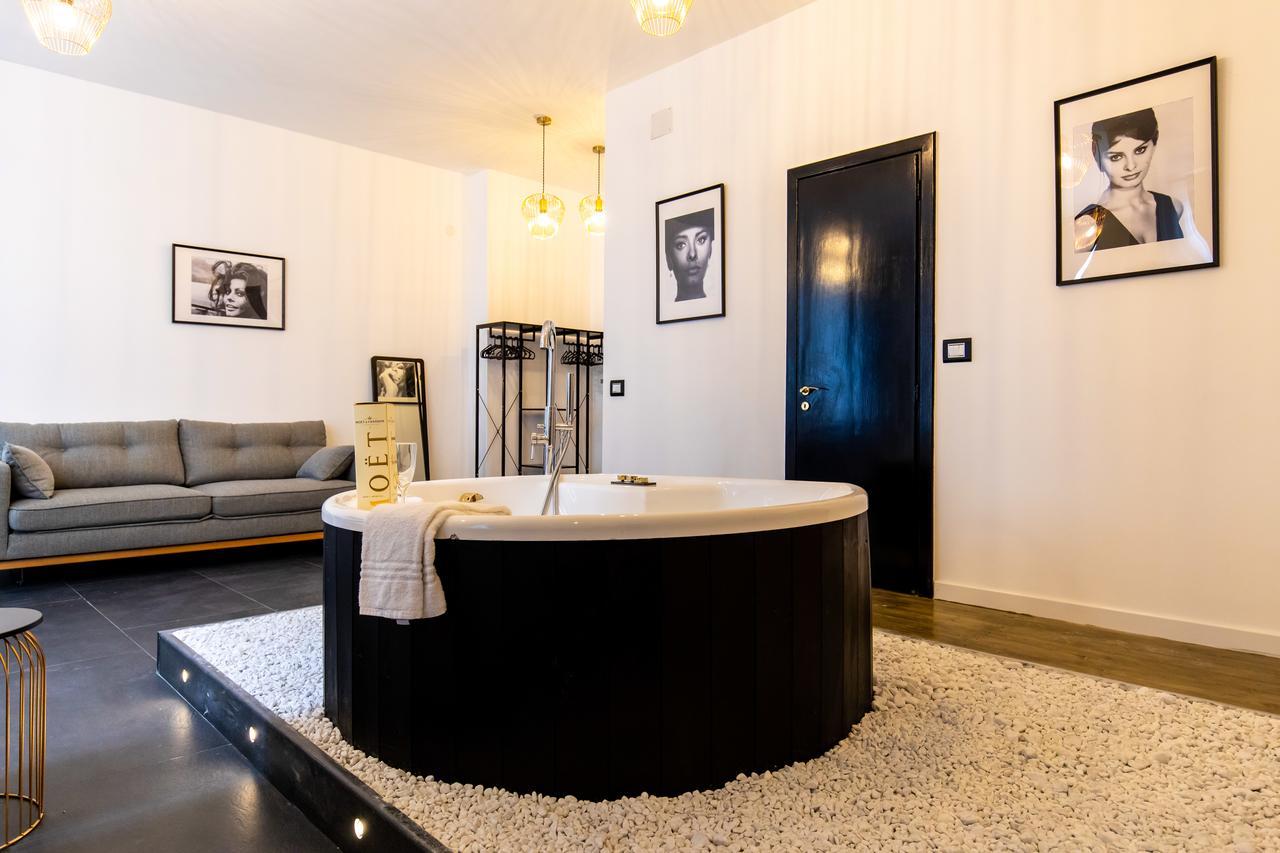 Muni Boutique Flat By Babylon Stay Napoli Exterior foto