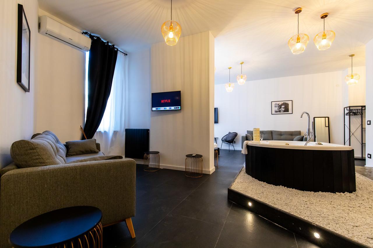 Muni Boutique Flat By Babylon Stay Napoli Exterior foto
