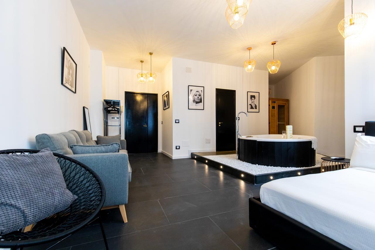 Muni Boutique Flat By Babylon Stay Napoli Exterior foto