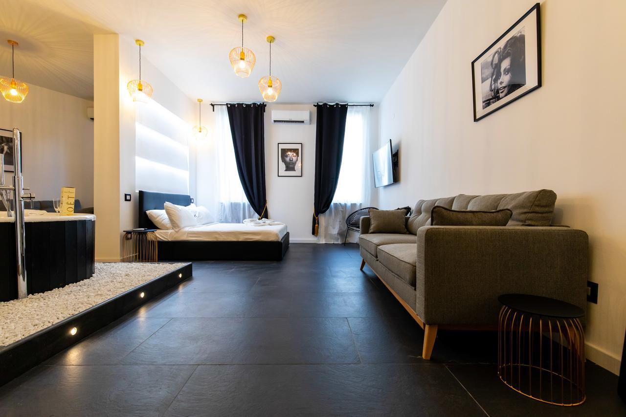 Muni Boutique Flat By Babylon Stay Napoli Exterior foto